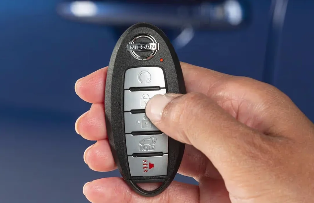 Nissan key cutting and programming