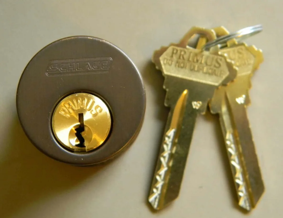 Restricted keyway commercial