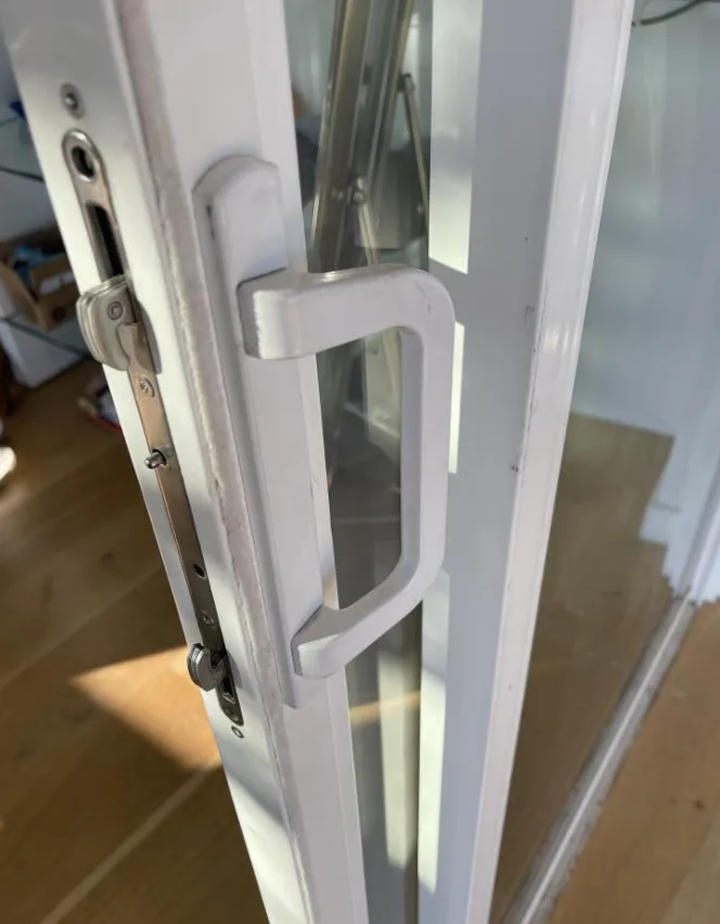 Condo balcony slider lock repair